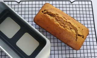 枣泥磅蛋糕的做法（枣泥核桃磅蛋糕）