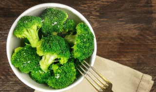 好吃简单的西兰花做法（怎样做的西兰花好吃）