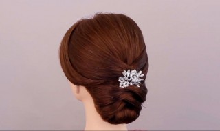 盘头发最简单方法 盘头发最简单的方法