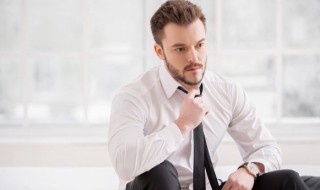 中年男人上衣服搭配技巧 中年男人上衣服搭配技巧视频