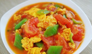 尖椒炒西红柿鸡蛋的家常做法? 尖椒炒西红柿鸡蛋的家常做法大全