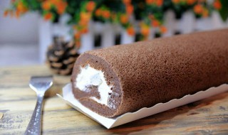 巧克力戚风卷怎么做(巧克力戚风蛋糕制作)