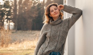 毛衣搭配方法 毛衣搭配方法男