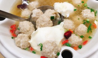 清炖菜头丸 清菜丸子汤的家常做法