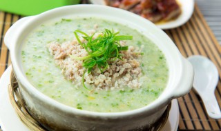 松仁大麦糯米粥 大米大麦仁粥的做法