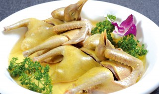 做隔水蒸鸡的材料窍门 正宗隔水蒸鸡的做法