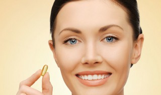 教你用维生素e小窍门（维生素e怎样用能补水美白）