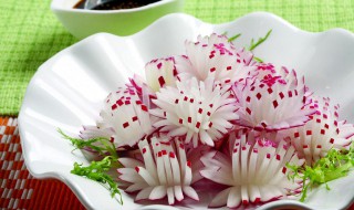 红白萝卜花 简单红萝卜花的做法