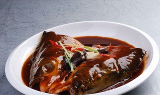 红烧松鱼头（松鱼头汤的做法）