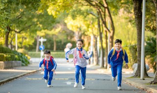 应该用英语怎么说 应该用英语怎么说三种