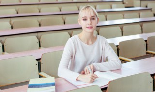 角瓜念什么 角瓜念什么觥筹交错