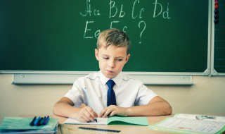 瘦用英语怎么说 又矮又瘦用英语怎么说