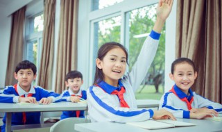 形容人辉煌一次的成语（形容人辉煌一次的成语有哪些）