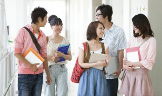 中学生用英语怎么说（中学生英语）