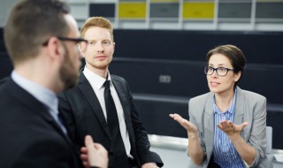 我是一个女孩用英语怎么说（我是一个女孩用英语怎么说写）