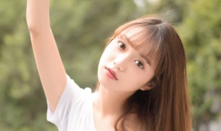 往脸上喷水能补水吗（往脸上喷水能补水吗女生）