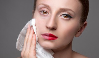 一定要用卸妆水吗 卸妆水哪个牌子好用