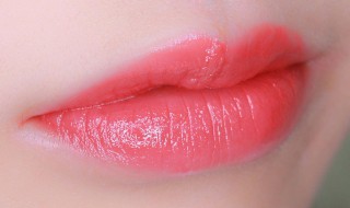 为什么女人要涂口红 为什么女人要涂口红?