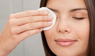 很简单的化妆方法 最简单的化妆方法