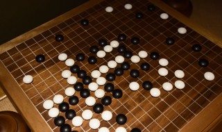 五子棋下棋小技巧（五子棋下棋的技巧）