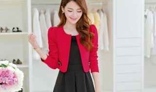 秋季女装搭配技巧（秋季女装搭配技巧图片）