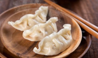 荠菜肉水饺的做法 荠菜肉水饺的做法视频