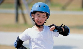 初学溜冰后退的技巧（初学溜冰后退的技巧有哪些）