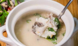 花旗参炖生鱼（花旗参炖生鱼汤的功效）