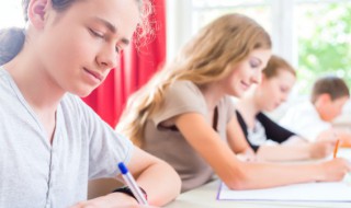 成语利锁名缰是什么意思 名缰利锁成语故事