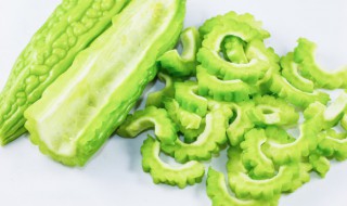 苦瓜和香菇能否一起吃（苦瓜和香菇能一起吃吗?）