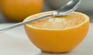 吃了柚子后多久能吃螃蟹（吃了柚子后多久能吃螃蟹和虾）
