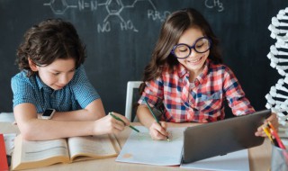 前前后后的意思（前前后后的意思是什么）