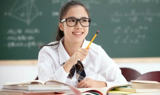 悔恨交加的意思 悲恨交加的意思