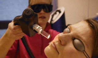 橡皮擦祛斑是什么原理 橡皮擦祛斑的原理