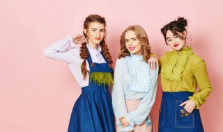 女生穿衣搭配色彩的技巧 女生穿搭颜色口诀