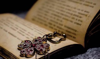 含情脉脉意思（含情脉脉里脉脉的意思）