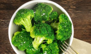 炒什么素菜好吃又简单（炒什么素菜好吃又简单又好吃）