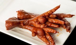 哪些人不能吃鸡脚（哪些人不能吃鸡脚鸭脚）