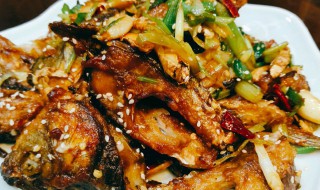 正宗酒糟鱼的做法 正宗酒糟鱼的做法视频