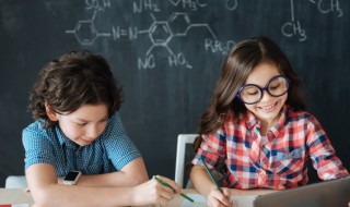 蓝怎么组词 蓝怎么组词表示颜色