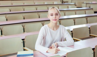 马上逢寒食途中属暮春的意思 马上逢寒食下一句是什么