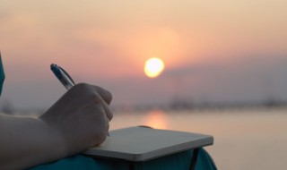 垂涎三尺典故 垂涎三尺典故出自哪里