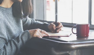 流水不腐户枢不蝼的意思（流水不腐户枢不蠹的意思）