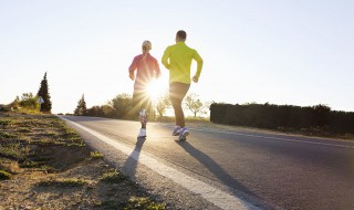 跑步后小腿乏力怎么解决（跑步后小腿乏力怎么解决方法）