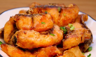 草鱼煎炸怎么做(草鱼煎着吃怎么做)