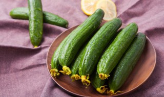 黄瓜晒干后怎么做咸菜（黄瓜晒干后怎么做咸菜好吃）