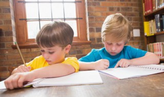 钥组词语（锄组词语）