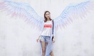 防晒服配什么裤子好看（短款防晒衣搭配图片）