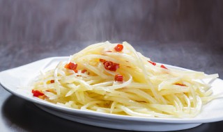 爽辣土豆丝怎么做（辣土豆丝怎么做好吃家常菜）