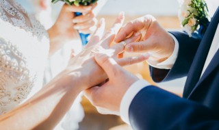 对哥哥的新婚祝福语 对哥哥的新婚祝福语简短